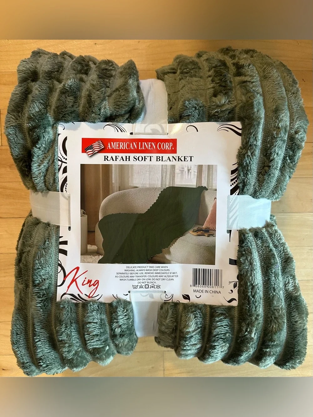 King Size Ribbed Soft/Plush Blanket - NIP